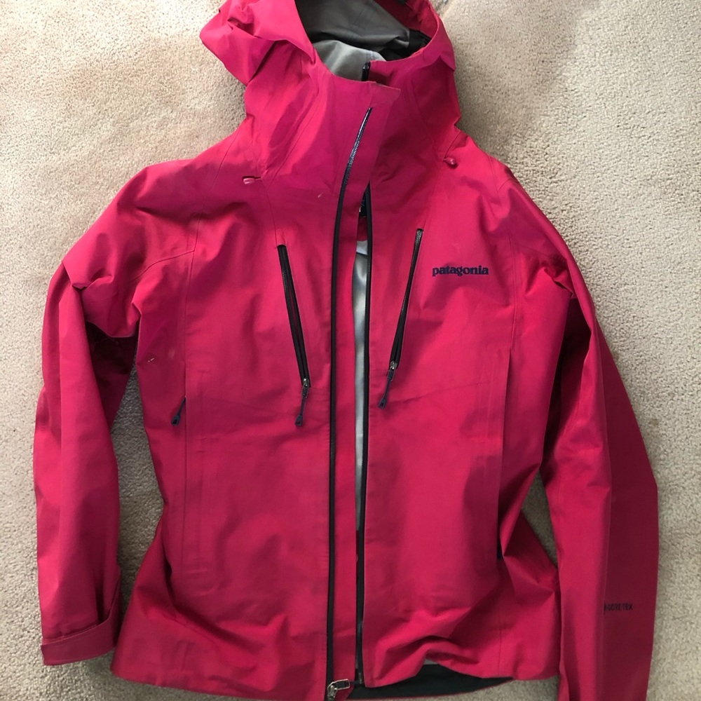 Patagonia Jacket- Tell me your offer!